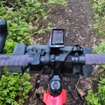 Bike packing voor racefiets en mtb, paklijst tassen en tips bikepacking-specialized-stuurtas-in-bos