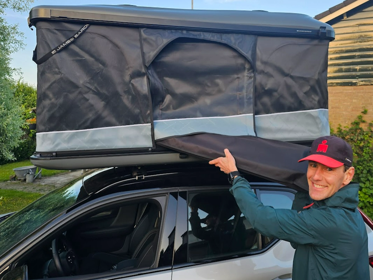 trap in daktent leggen James Baroud Odyssey